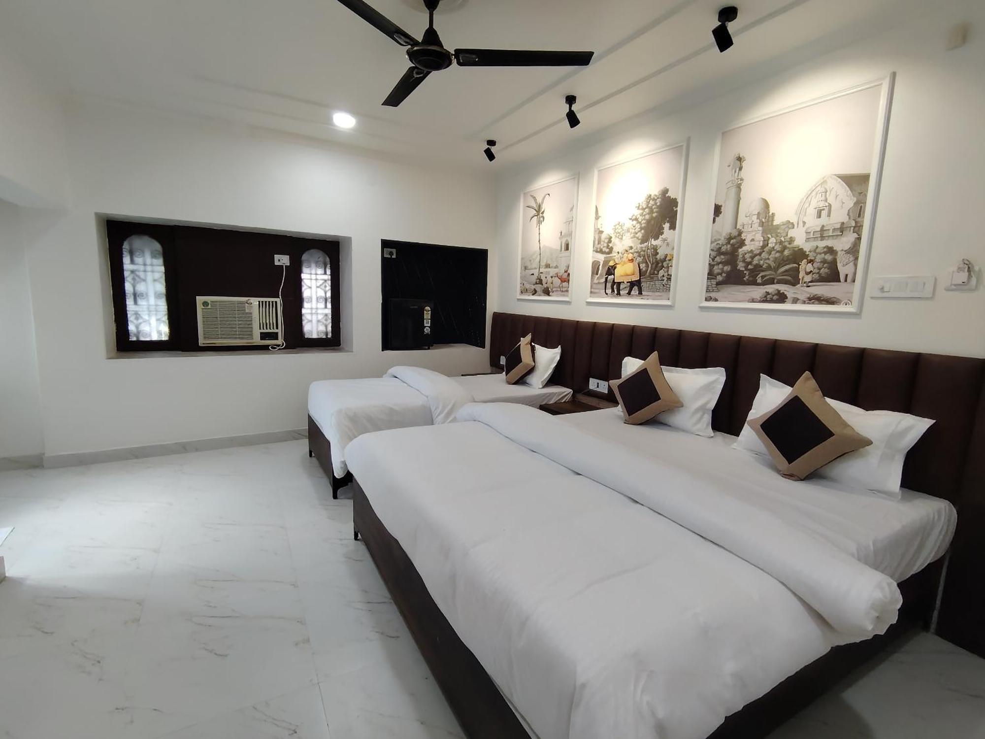 Hotel Mrk Varanasi